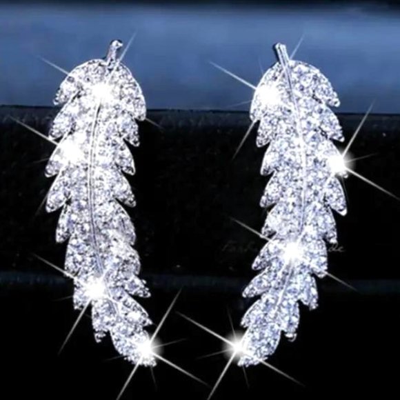 SPARKLING SILVER LEAVES - Picture 1 of 1